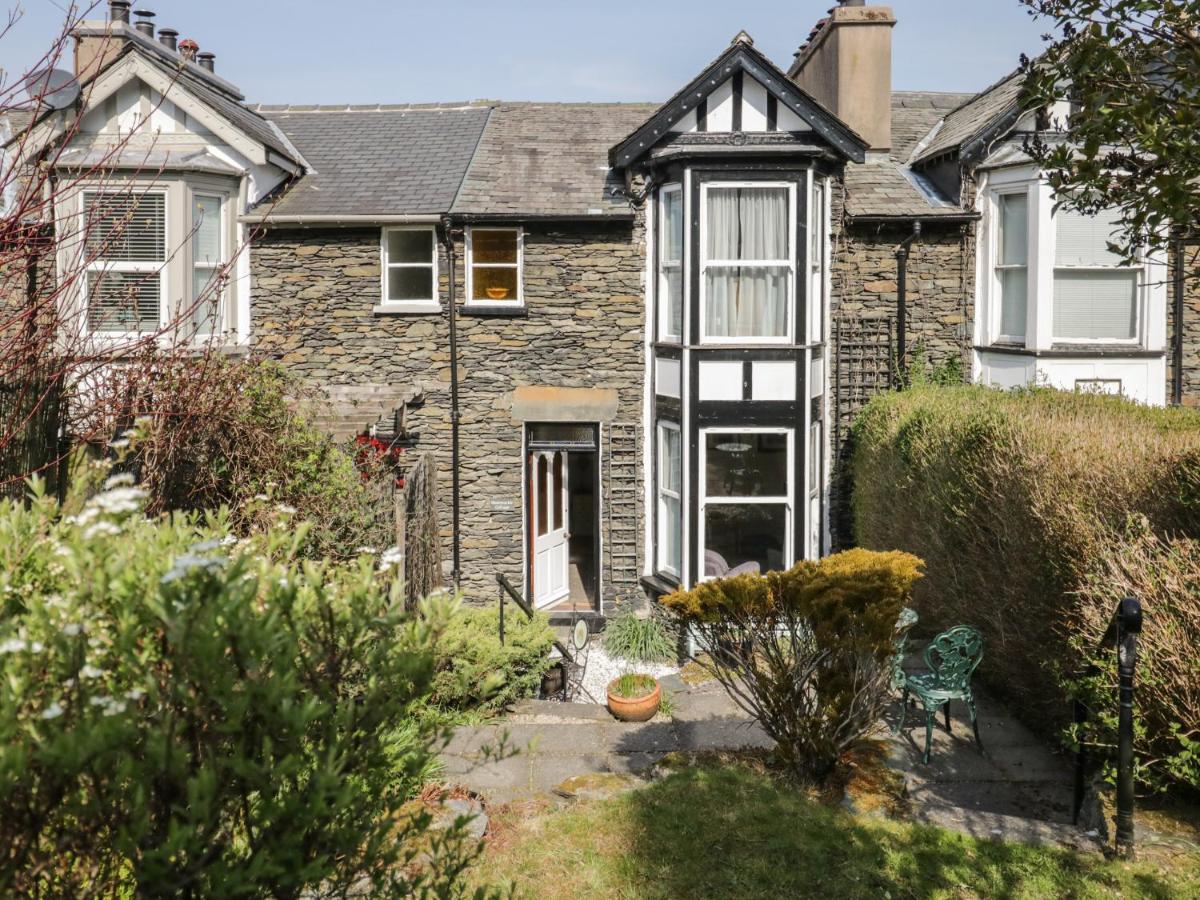 Honeysuckle Cottage, Craig Walk Bowness-on-Windermere Exterior photo